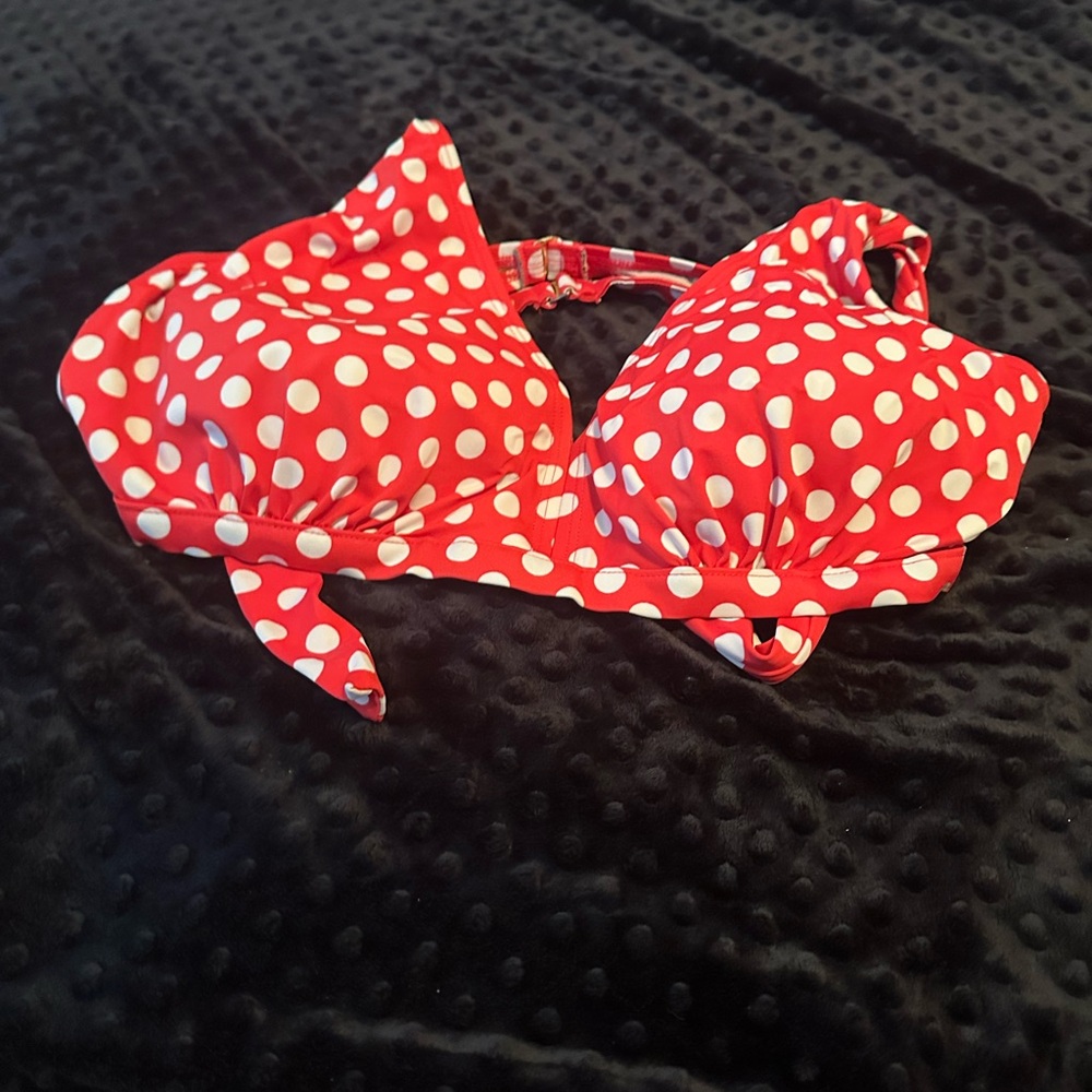 Swimsuits For All Red and White Bikini Top